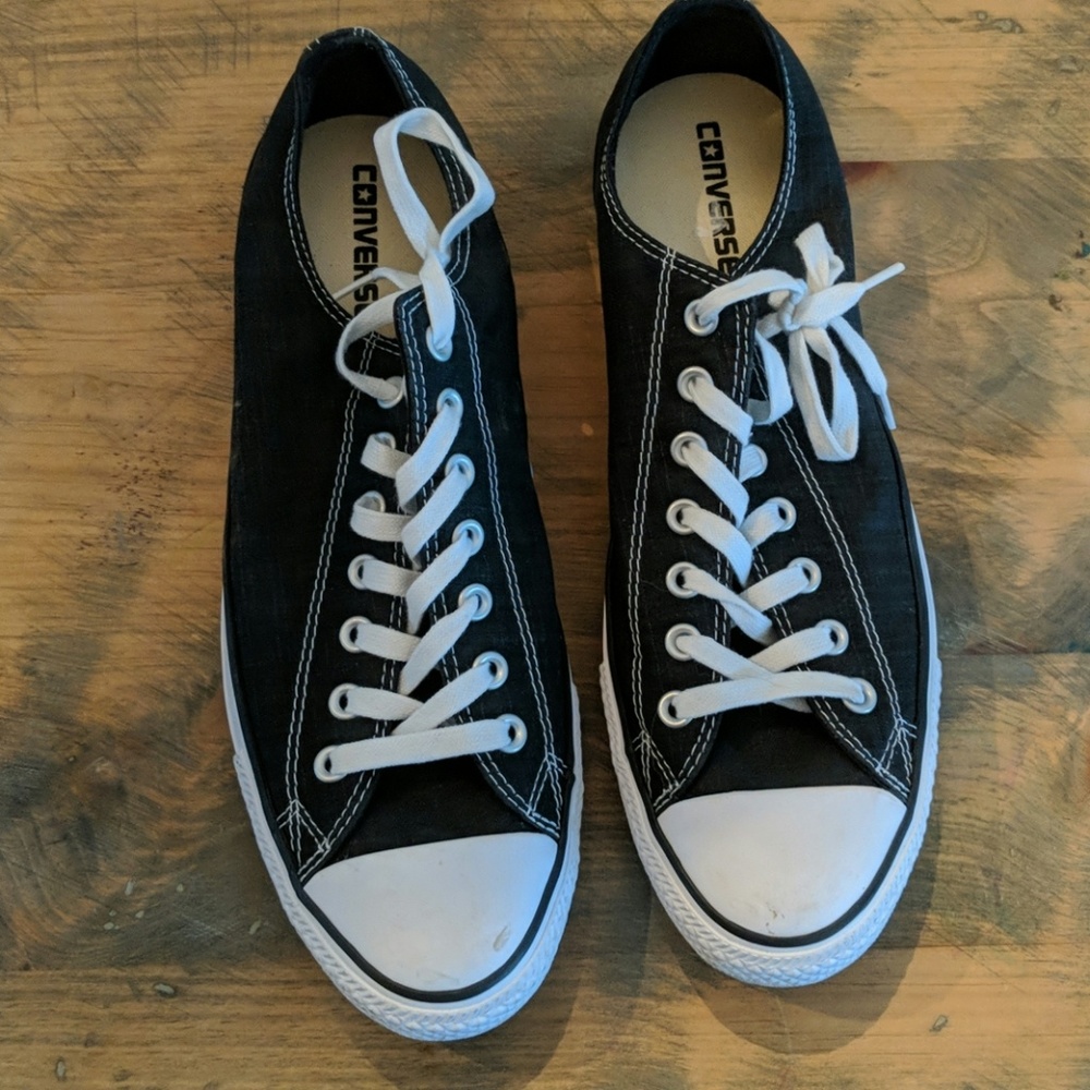 Adult Converse Lo-tops